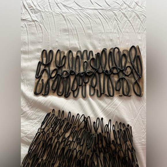 European designer brand. 3 piece set. - Picture 3 of 9